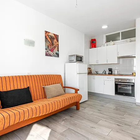 Palace Carihuela Apartman *